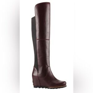 Sorel Rich Wine and Black
Fiona OTK Lux Boots - Size 7